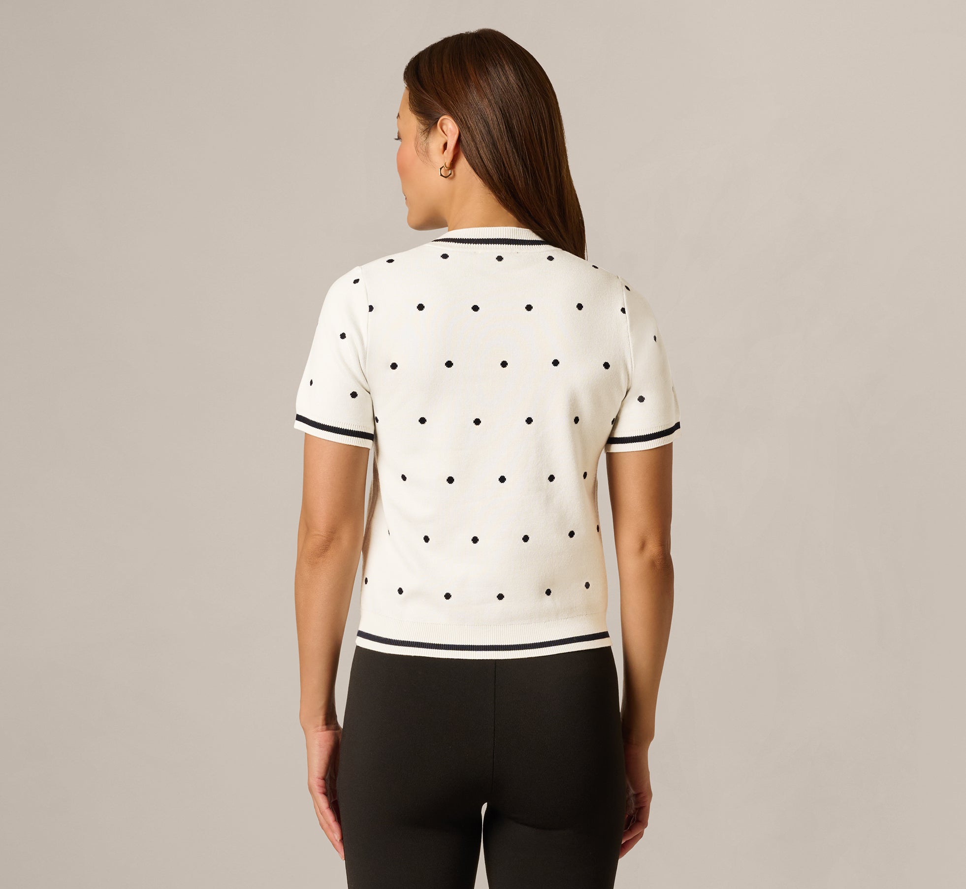 Short Sleeve Chain Patterned Knit Top In Ivory Navy Medium Simple Dot