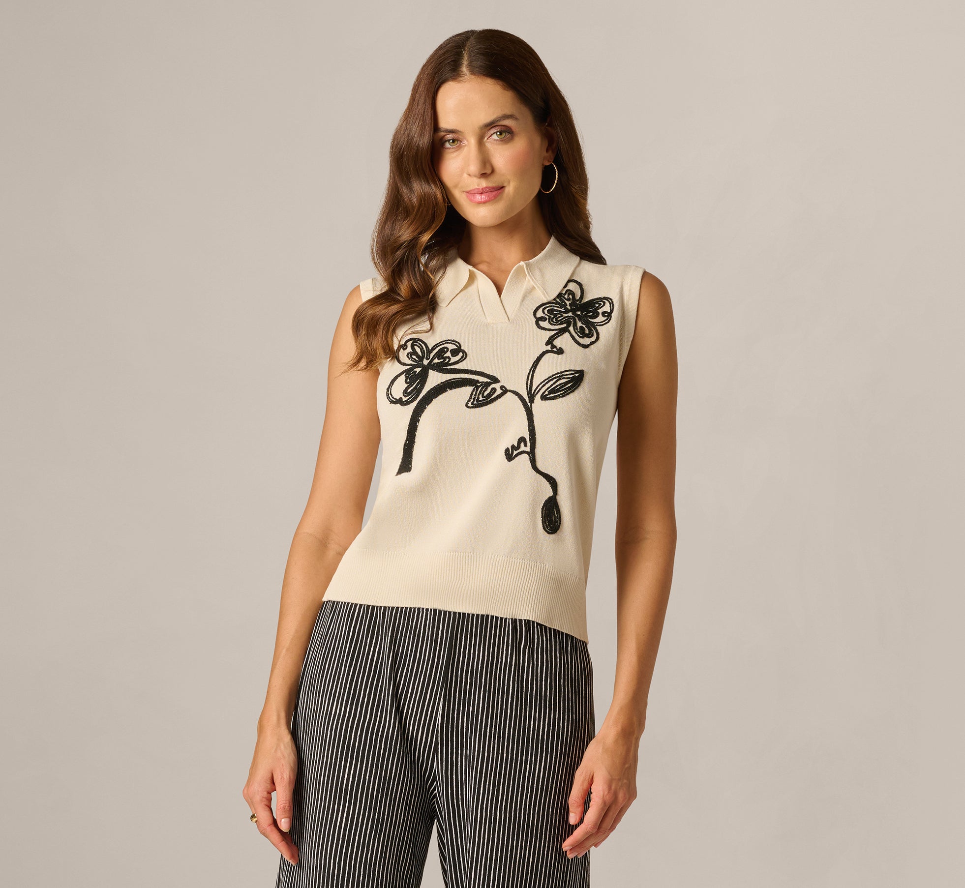 Sleeveless Floral Embroidered Polo Sweater In Cream Black