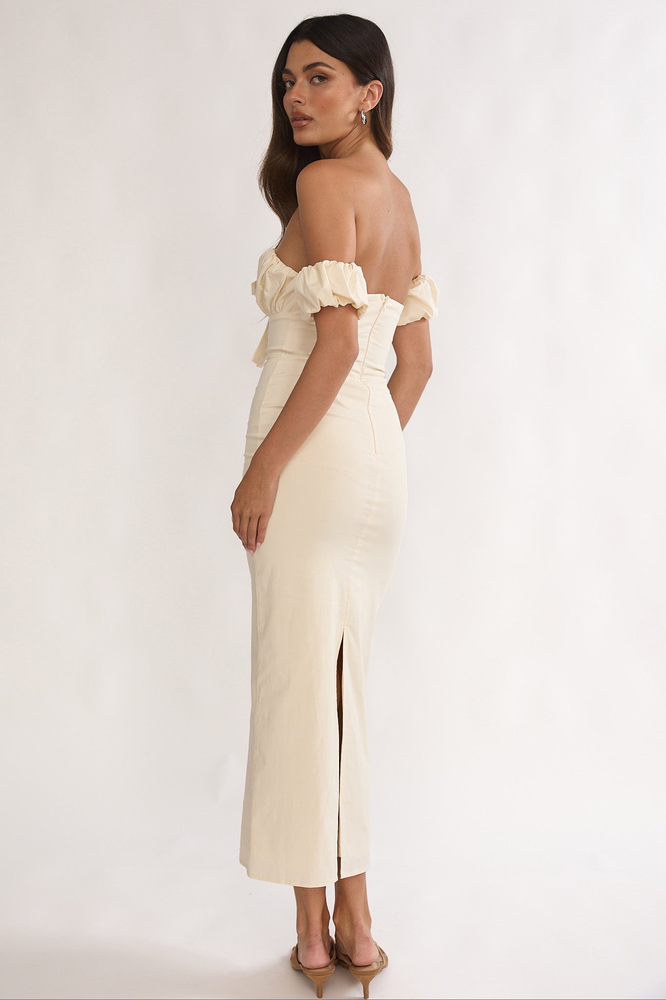 Maelis Off-Shoulder Puff Sleeve Maxi Dress Vanilla
